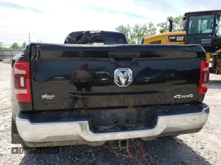 2020 Ram 3500 Tradesman with VIN 3C63RRGL9LG291872, listed as a Copart auction lot 53437254 with 332,540 mi miles and Salvage Title. Bid and sale history available at carsss.com. Image 6.
