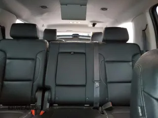 2019 GMC Yukon XL SLT with VIN 1GKS1GKC2KR380936, listed as a Copart auction lot 84625174 with 118,077 mi miles and Salvage Title. Bid and sale history available at carsss.com. Image 10.