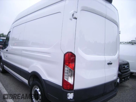 2023 Ford Transit Cargo with VIN 1FTBR1X86PKC01190, listed as a IAAI auction lot 42808925 with 41 mi miles and . Bid and sale history available at DreamBid. Image 3.