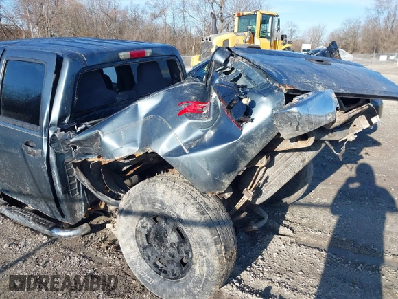 2006 Chevrolet Colorado 3LT with VIN 1GCDT136568142885, listed as a IAAI auction lot 41811032 with 184,039 mi miles and . Bid and sale history available at DreamBid. Image 6.