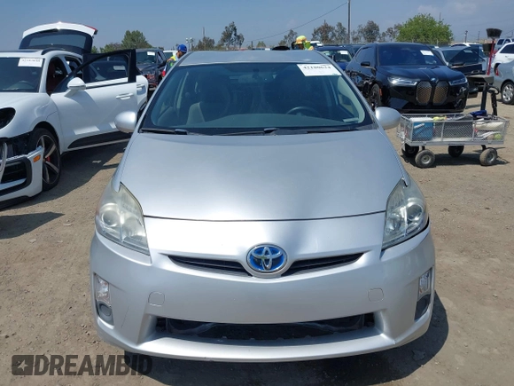 2011 Toyota Prius I z VIN JTDKN3DU6B1375252, wystawiony jako IAAI lot #42180634 z przebiegiem 132 325 mil mil oraz . Historia ofert i sprzedaży dostępna na DreamBid. Obrazek 12.
