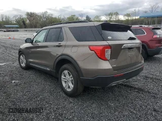 2021 Ford Explorer XLT with VIN 1FMSK7DH3MGB39284, listed as a Copart auction lot 51348135 with 54,512 mi miles and Salvage Title. Bid and sale history available at carsss.com. Image 2.