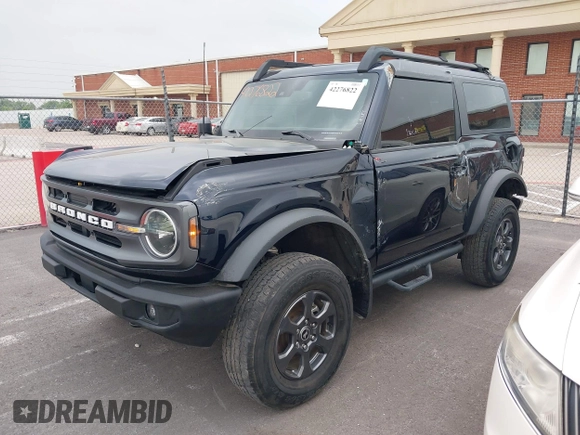 2021 Ford Bronco z VIN 1FMDE5AP1MLA69419, wystawiony jako IAAI lot #42276822 z przebiegiem 29 734 mil mil oraz . Historia ofert i sprzedaży dostępna na DreamBid. Obrazek 2.
