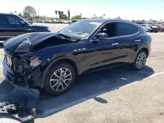 2021 Maserati Levante S z VIN ZN661YUA4MX370243, wystawiony jako Copart lot #50003184 z przebiegiem Nie podano mil oraz . Historia ofert i sprzedaży dostępna na DreamBid. Obrazek 1.