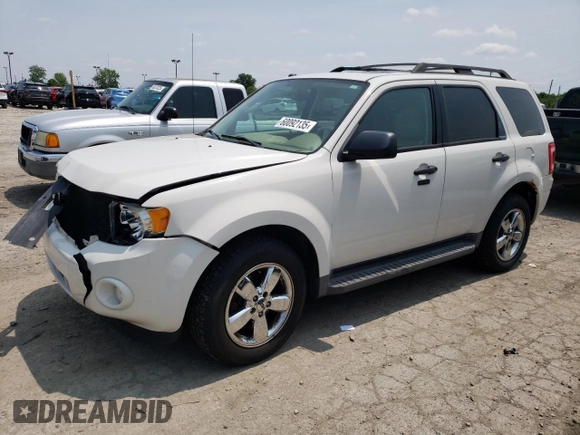 2012 Ford Escape XLT z VIN 1FMCU9DG3CKA41742, wystawiony jako Copart lot #60092135 z przebiegiem 175 330 mil mil oraz Szkoda całkowita • Salvage title. Historia ofert i sprzedaży dostępna na DreamBid. Obrazek 1.