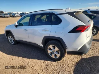 2020 Toyota RAV4 XLE with VIN 2T3P1RFV8LW087519, listed as a Copart auction lot 50540315 with 85,284 mi miles and Salvage Title. Bid and sale history available at DreamBid. Image 2.