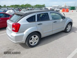 2007 Dodge Caliber SXT z VIN 1B3HB48B67D388172, wystawiony jako IAAI lot #42149226 z przebiegiem 49 122 mil mil oraz . Historia ofert i sprzedaży dostępna na DreamBid. Obrazek 4.