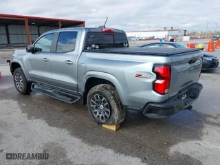 2023 Chevrolet Colorado 4WD Z71 with VIN 1GCPTDEK6P1137701, listed as a IAAI auction lot 40774940 with 10,818 mi miles. Bid and sale history available at carsss.com. Image 3.