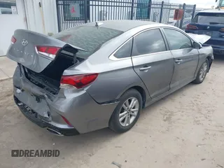 2019 Hyundai Sonata SE with VIN 5NPE24AF7KH751127, listed as a IAAI auction lot 41184221 with 83,267 mi miles and . Bid and sale history available at carsss.com. Image 4.