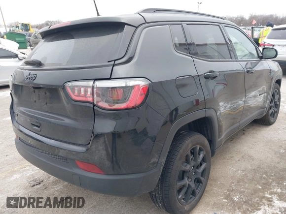 2023 Jeep Compass Latitude with VIN 3C4NJDBN8PT511049, listed as a IAAI auction lot 41258001 with 22,399 mi miles and . Bid and sale history available at DreamBid. Image 4.