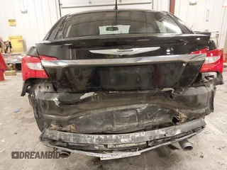 2014 Chrysler 200 LX with VIN 1C3CCBAG1EN158745, listed as a IAAI auction lot 40994879 with 180,000 mi miles. Bid and sale history available at carsss.com. Image 6.