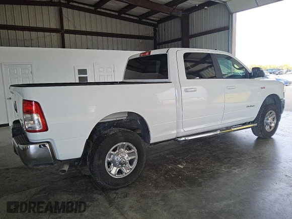 2021 Ram 2500 Big Horn with VIN 3C6UR5DJ7MG627942, listed as a Copart auction lot 81386054 with 63,565 mi miles and Clean Title. Bid and sale history available at carsss.com. Image 3.