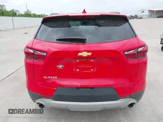 2019 Chevrolet Blazer z VIN 3GNKBBRA1KS659959, wystawiony jako IAAI lot #42041247 z przebiegiem 23 980 mil mil oraz . Historia ofert i sprzedaży dostępna na DreamBid. Obrazek 15.
