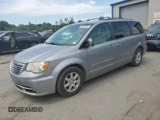 2013 Chrysler Town & Country Touring with VIN 2C4RC1BG9DR547648, listed as a Copart auction lot 65231974 with 137,521 mi miles and Salvage Title. Bid and sale history available at carsss.com. Image 1.