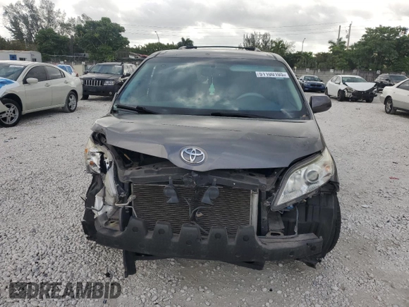 2014 Toyota Sienna LE AAS with VIN 5TDKK3DC8ES491172, listed as a Copart auction lot 51100105 with 44,203 mi miles and Salvage Title. Bid and sale history available at carsss.com. Image 5.