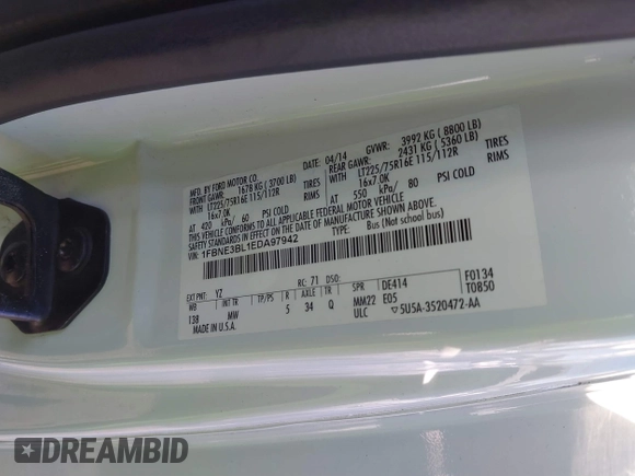 2014 Ford Econoline Passenger XL with VIN 1FBNE3BL1EDA97942, listed as a IAAI auction lot 40899589 with 60,703 mi miles. Bid and sale history available at carsss.com. Image 8.