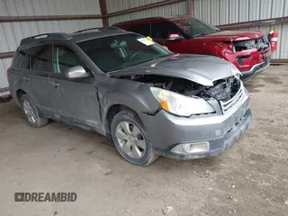 2010 Subaru Outback z VIN 4S4BRCFC4A3318121, wystawiony jako IAAI lot #41934475 z przebiegiem 265 378 mil mil oraz . Historia ofert i sprzedaży dostępna na DreamBid. Obrazek 1.