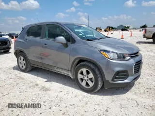 2020 Chevrolet Trax LS with VIN 3GNCJKSB9LL155083, listed as a Copart auction lot 61875195 with 88,417 mi miles and Salvage title. Bid and sale history available at DreamBid. Image 4.