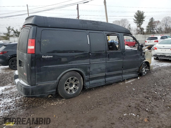 2014 GMC Savana Cargo Van Upfitter with VIN 1GDS8DC41E1157444, listed as a Copart auction lot 45412915 with 0 mi miles and Salvage Title. Bid and sale history available at carsss.com. Image 3.