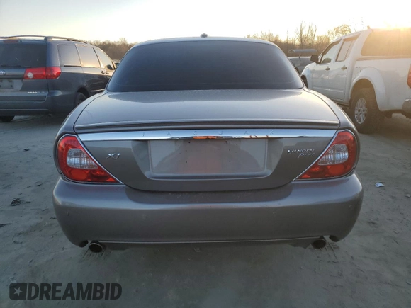 2008 Jaguar XJ Vanden Plas with VIN SAJWA82B18SH28807, listed as a Copart auction lot 42571155 with 97,548 mi miles and Salvage Title. Bid and sale history available at carsss.com. Image 6.