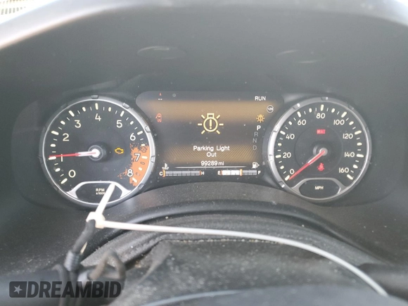 2015 Jeep Renegade Limited z VIN ZACCJBDT8FPB42089, wystawiony jako Copart lot #57582975 z przebiegiem 99 289 mil mil oraz Szkoda całkowita • Salvage title. Historia ofert i sprzedaży dostępna na DreamBid. Obrazek 9.