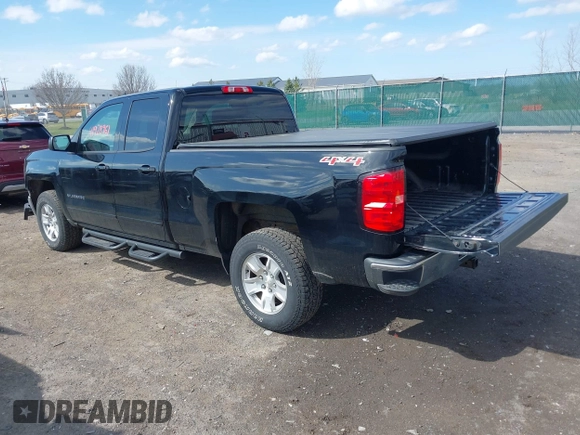 2017 Chevrolet Silverado 1500 LT with VIN 1GCVKREH7HZ347707, listed as a IAAI auction lot 41928961 with 58,800 mi miles and . Bid and sale history available at DreamBid. Image 3.