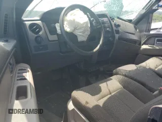 2010 Ford F-150 XL z VIN 1FTEX1EW1AFA49324, wystawiony jako Copart lot #65012455 z przebiegiem Nie podano mil oraz Szkoda całkowita • Salvage title. Historia ofert i sprzedaży dostępna na DreamBid. Obrazek 8.