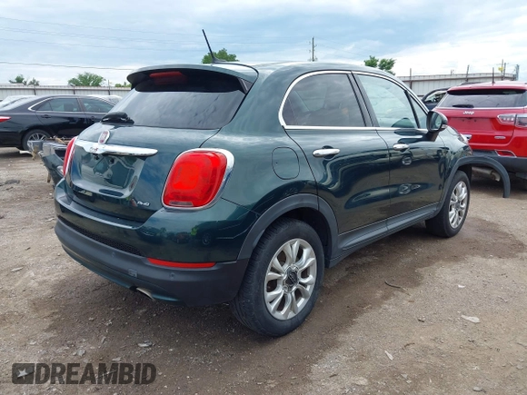 2016 FIAT 500X Lounge z VIN ZFBCFYDT3GP393494, wystawiony jako IAAI lot #42208957 z przebiegiem 93 462 mil mil oraz . Historia ofert i sprzedaży dostępna na DreamBid. Obrazek 4.