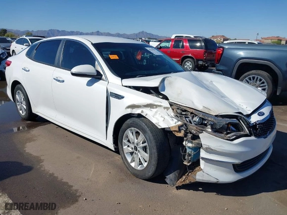 2018 Kia Optima LX with VIN KNAGT4L37J5202502, listed as a IAAI auction lot 41819087 with 73,311 mi miles. Bid and sale history available at carsss.com. Image 1.