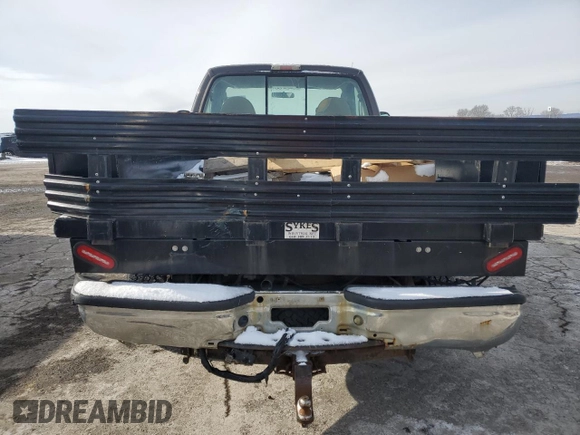 2007 Ford F-250 XL with VIN 1FTNF21597EA76663, listed as a Copart auction lot 41736475 with 163,956 mi miles and Salvage Title. Bid and sale history available at DreamBid. Image 6.