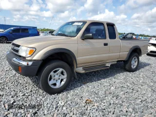 1999 Toyota Tacoma PreRunner with VIN 4TASM92N9XZ430444, listed as a Copart auction lot 61179175 with 324,177 mi miles and Clean title. Bid and sale history available at DreamBid. Image 1.