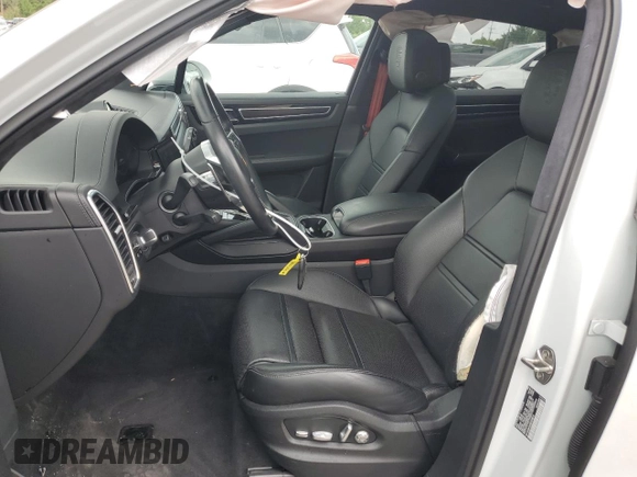 2021 Porsche Cayenne GTS with VIN WP1AG2AY6MDA33873, listed as a Copart auction lot 59215004 with 18,833 mi miles and Salvage title. Bid and sale history available at DreamBid. Image 7.