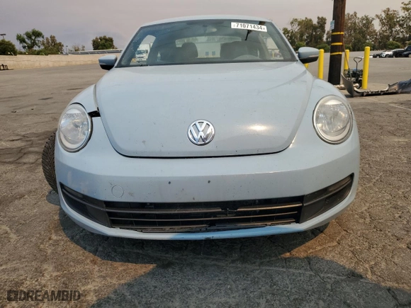 2012 Volkswagen Beetle 2.5L w/Sound/Nav PZEV with VIN 3VWJP7AT6CM656364, listed as a Copart auction lot 71071434 with 0 mi miles and Salvage Title. Bid and sale history available at carsss.com. Image 5.