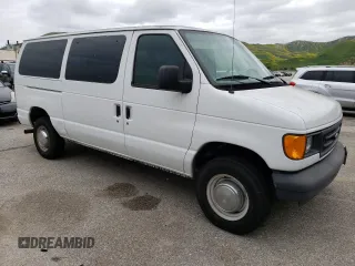 2004 Ford Econoline Passenger XL with VIN 1FBNE31L64HA33260, listed as a Copart auction lot 46142784 with 116,136 mi miles and Clean Title. Bid and sale history available at DreamBid. Image 4.