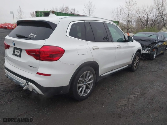 2019 BMW X3 xDrive30i with VIN 5UXTR9C58KLD96857, listed as a IAAI auction lot 41969229 with 70,492 mi miles. Bid and sale history available at carsss.com. Image 4.