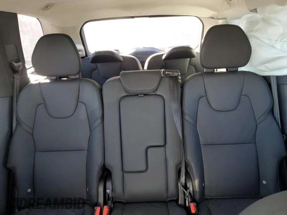 2025 Volvo XC90 Plus with VIN YV4062PE6S1342087, listed as a Copart auction lot 43110805 with 3,766 mi miles and Clean Title. Bid and sale history available at DreamBid. Image 10.