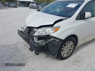 2017 Toyota Sienna XLE Auto Access Seat with VIN 5TDYZ3DC7HS853440, listed as a IAAI auction lot 41541247 with 76,905 mi miles and . Bid and sale history available at DreamBid. Image 6.