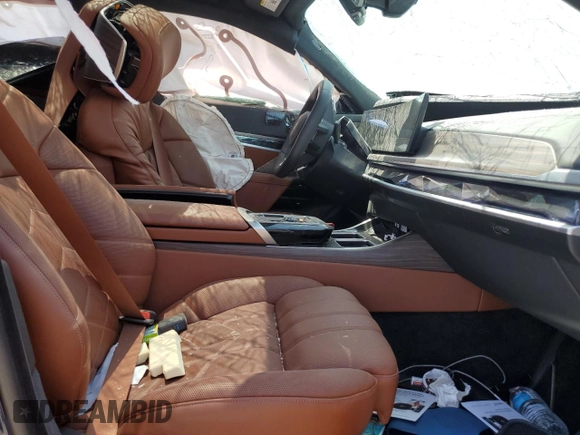 2023 BMW 7 Series 740i with VIN WBA23EH07PCL47297, listed as a Copart auction lot 60743543 with Not Provided miles and . Bid and sale history available at DreamBid. Image 7.