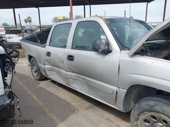 2007 Chevrolet Silverado 1500 Classic LS with VIN 2GCEC13V471132445, listed as a IAAI auction lot 41830884 with 246,408 mi miles. Bid and sale history available at carsss.com. Image 19.