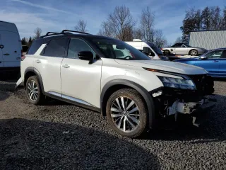2022 Nissan Pathfinder Platinum with VIN 5N1DR3DJ3NC258025, listed as a Copart auction lot 44277415 with 44,531 mi miles and Salvage Title. Bid and sale history available at carsss.com. Image 4.