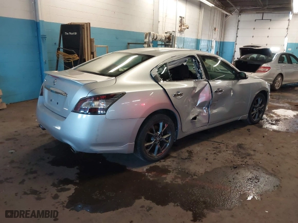 2012 Nissan Maxima 3.5 S with VIN 1N4AA5AP9CC808060, listed as a IAAI auction lot 41398701 with 136,824 mi miles. Bid and sale history available at carsss.com. Image 4.
