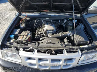 2004 Isuzu Rodeo S with VIN 4S2CK58W344300311, listed as a Copart auction lot 50166755 with 200,323 mi miles and Salvage Title. Bid and sale history available at carsss.com. Image 12.