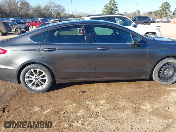 2020 Ford Fusion SE with VIN 3FA6P0H75LR129109, listed as a IAAI auction lot 41385458 with 98,099 mi miles. Bid and sale history available at carsss.com. Image 13.