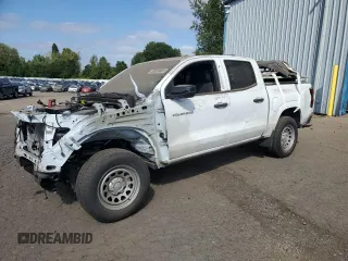 2023 Chevrolet Colorado 2WD Work Truck z VIN 1GCGSBEC3P1257245, wystawiony jako Copart lot #63418715 z przebiegiem 9 715 mil mil oraz Czysty tytuł • Clean title. Historia ofert i sprzedaży dostępna na DreamBid. Obrazek 1.