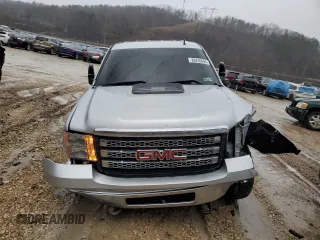 2013 GMC Sierra 2500HD SLT with VIN 1GT121E83DF217046, listed as a Copart auction lot 86259994 with 160,088 mi miles and Salvage title. Bid and sale history available at DreamBid. Image 5.