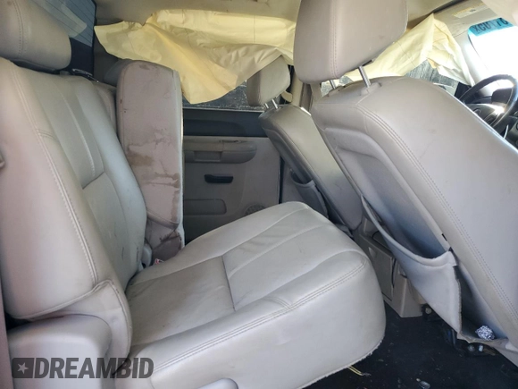 2009 Chevrolet Silverado 1500 LT with VIN 3GCEK23329G215535, listed as a Copart auction lot 46051705 with 173,940 mi miles and Salvage Title. Bid and sale history available at DreamBid. Image 10.