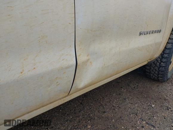 2018 Chevrolet Silverado 1500 Work Truck with VIN 1GCRCNEC5JZ241810, listed as a IAAI auction lot 41888350 with 85,419 mi miles. Bid and sale history available at carsss.com. Image 6.