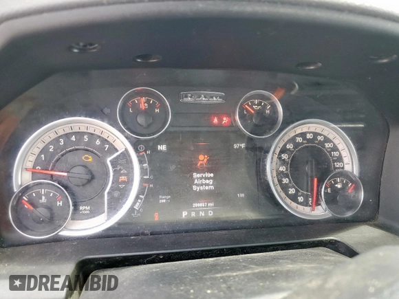 2013 Ram 1500 Express z VIN 1C6RR6FT7DS700536, wystawiony jako Copart lot #61659315 z przebiegiem 209 857 mil mil oraz Czysty tytuł • Clean title. Historia ofert i sprzedaży dostępna na DreamBid. Obrazek 11.