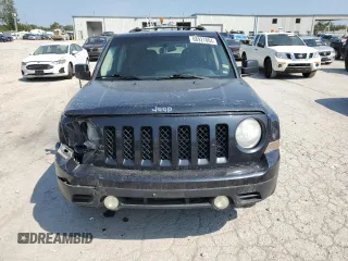 2014 Jeep Patriot Altitude with VIN 1C4NJPBA0ED552471, listed as a Copart auction lot 68927804 with 161,570 mi miles and Salvage Title. Bid and sale history available at DreamBid. Image 5.