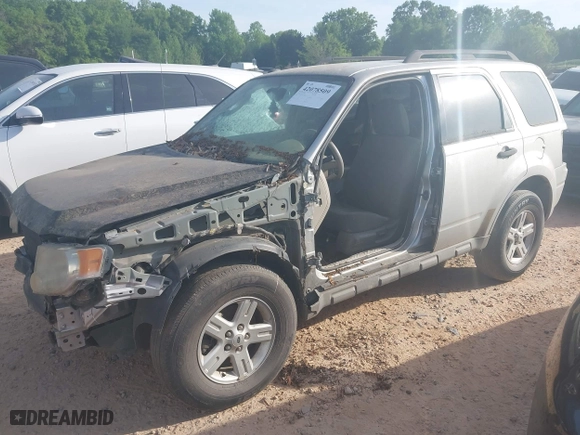 2009 Ford Escape XLT with VIN 1FMCU93G29KC41151, listed as a IAAI auction lot 42078509 with 238,350 mi miles. Bid and sale history available at carsss.com. Image 2.
